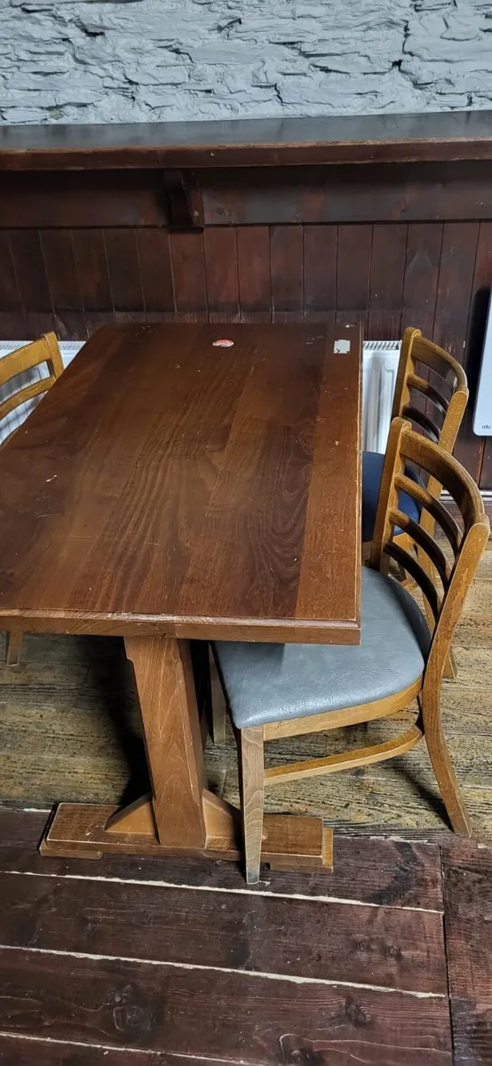 Secondhand table and chairs - Image 2