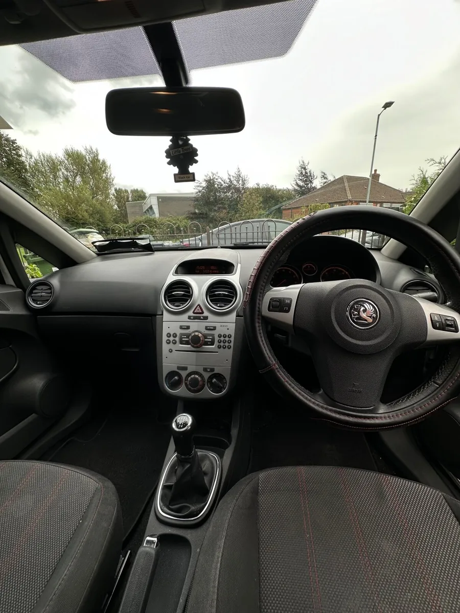 Vauxhall Corsa 2009 - Image 4