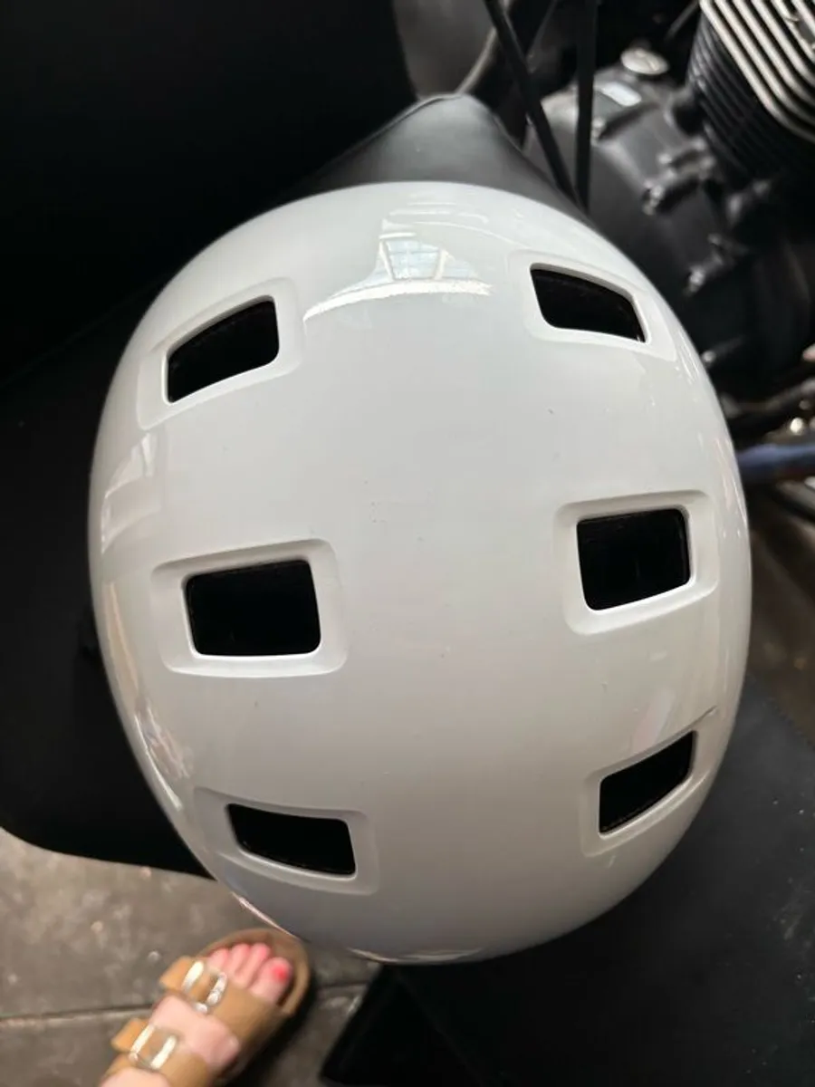 New Decathlon kid's helmet (M, 55-59cm) - Image 2