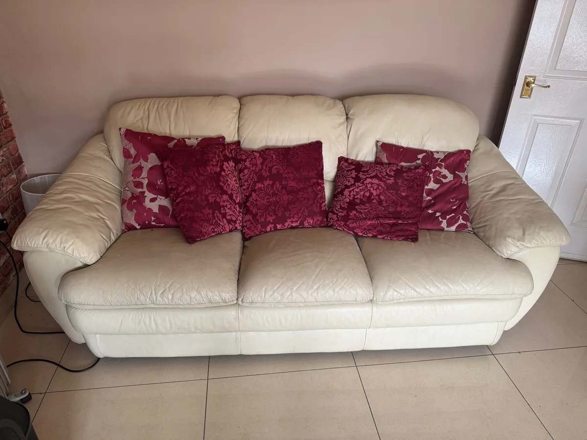 2 seater / 3 seater cream leather couch - Image 1