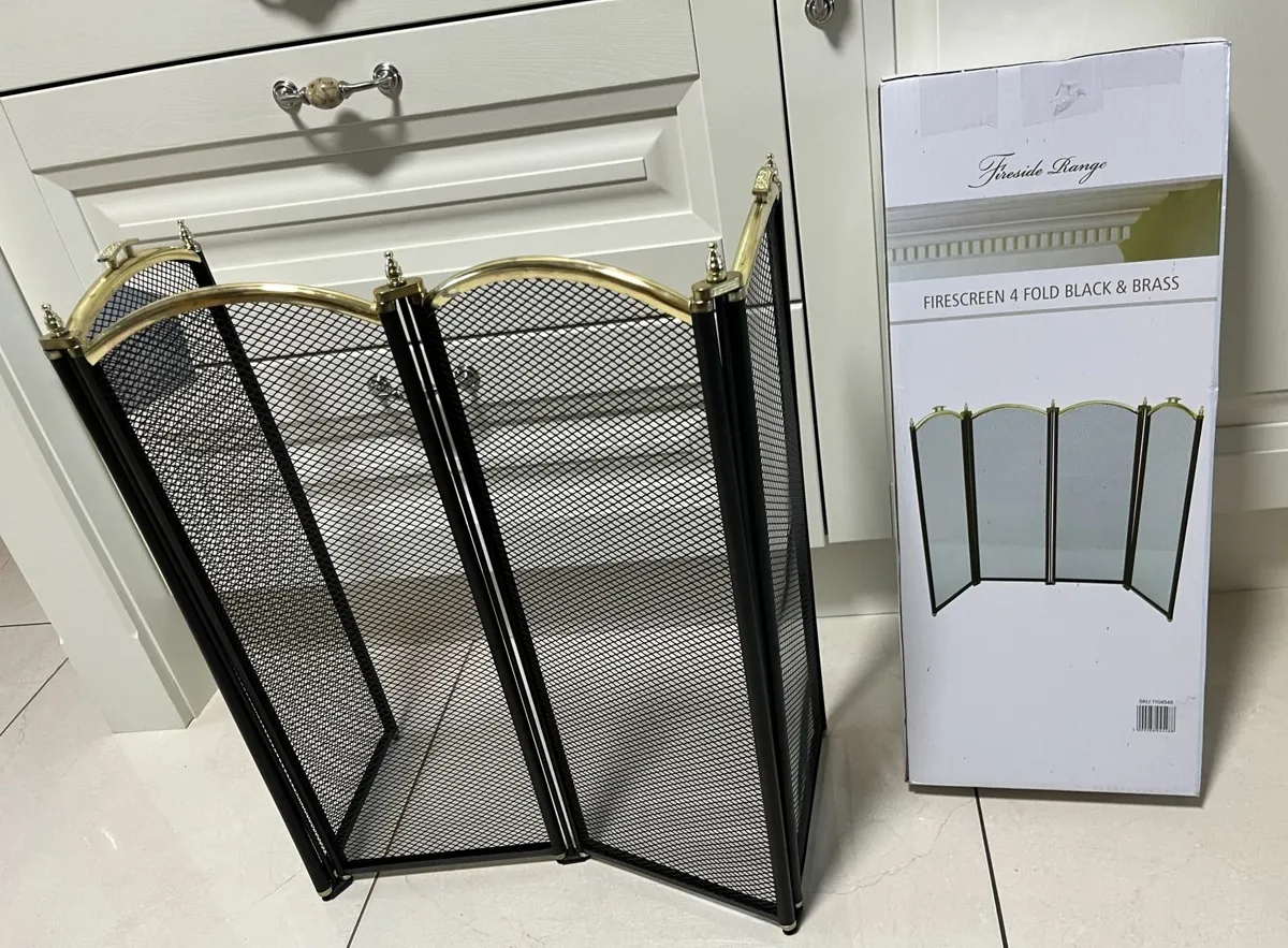 New 4 Fold Black & Brass Fire Screen /Spark Guard