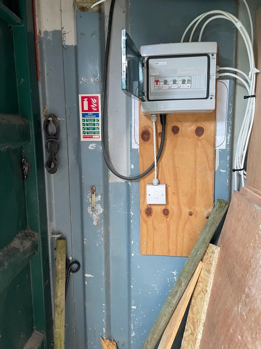 Site container with Toilet, Power and Shelving - Image 2