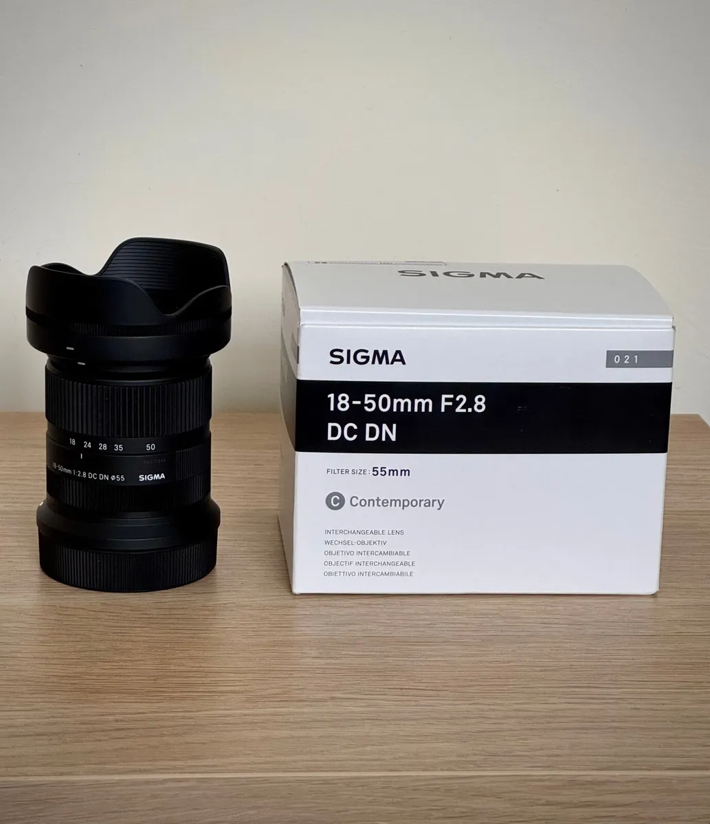 SIGMA 18-50mm F2.8 DC DN Contemporary Lens - Image 1