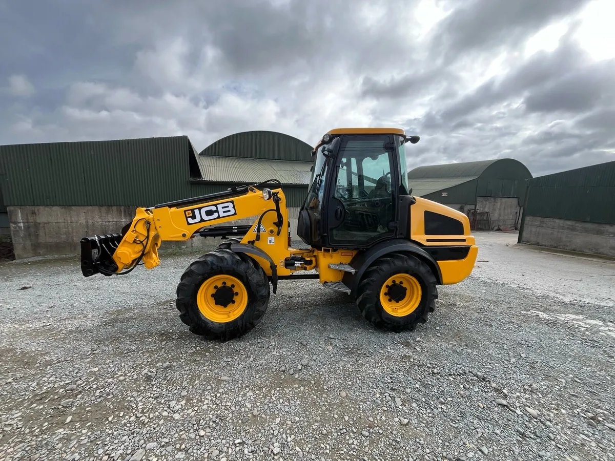 JCB TM220 - Image 1