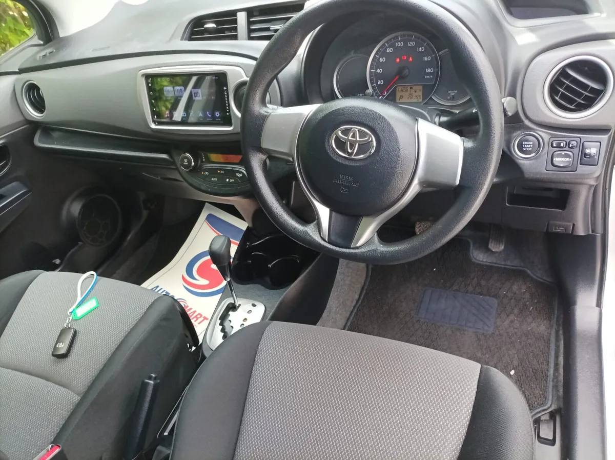 Toyota Yaris 1.3 Automatic, 2014 - Image 2