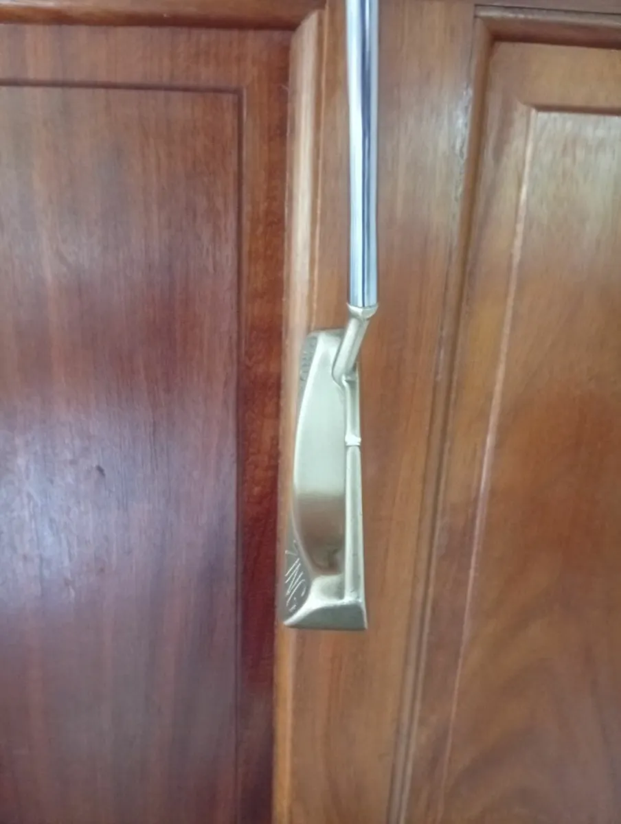 Ping Zing 35 inch Putter Immaculate - Image 3