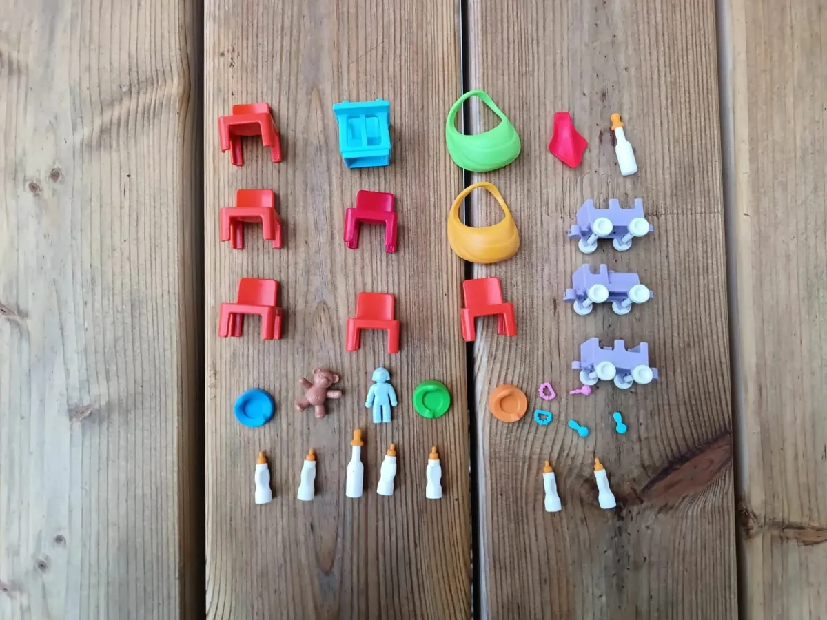 Playmobil baby/child play area - Image 3