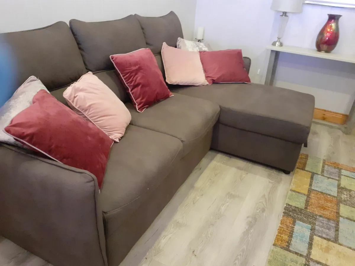 Furniture - Image 4