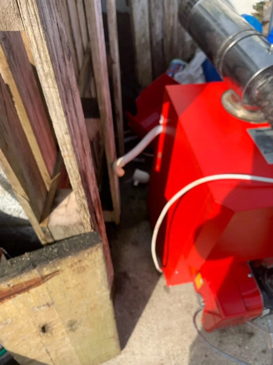 Oil boiler - Image 3