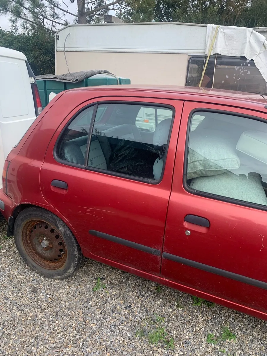 Car, van, panel saw - Image 3