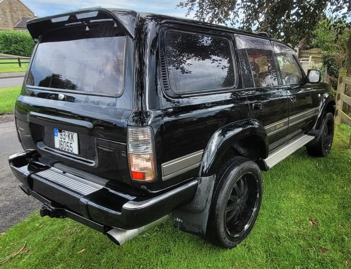 1993 Toyota Landcruiser VX Limited AS NEW - Image 4