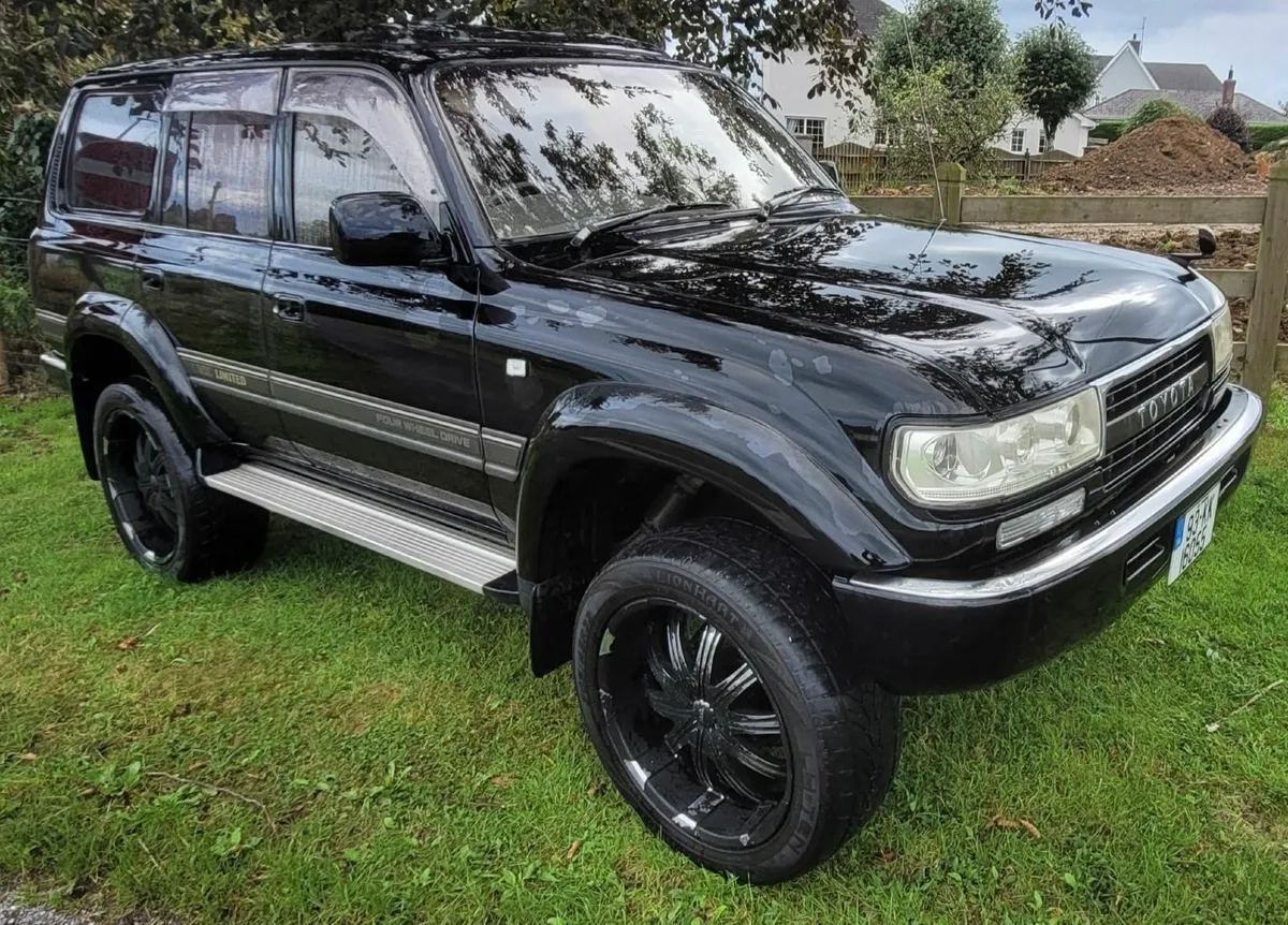 1993 Toyota Landcruiser VX Limited AS NEW - Image 1