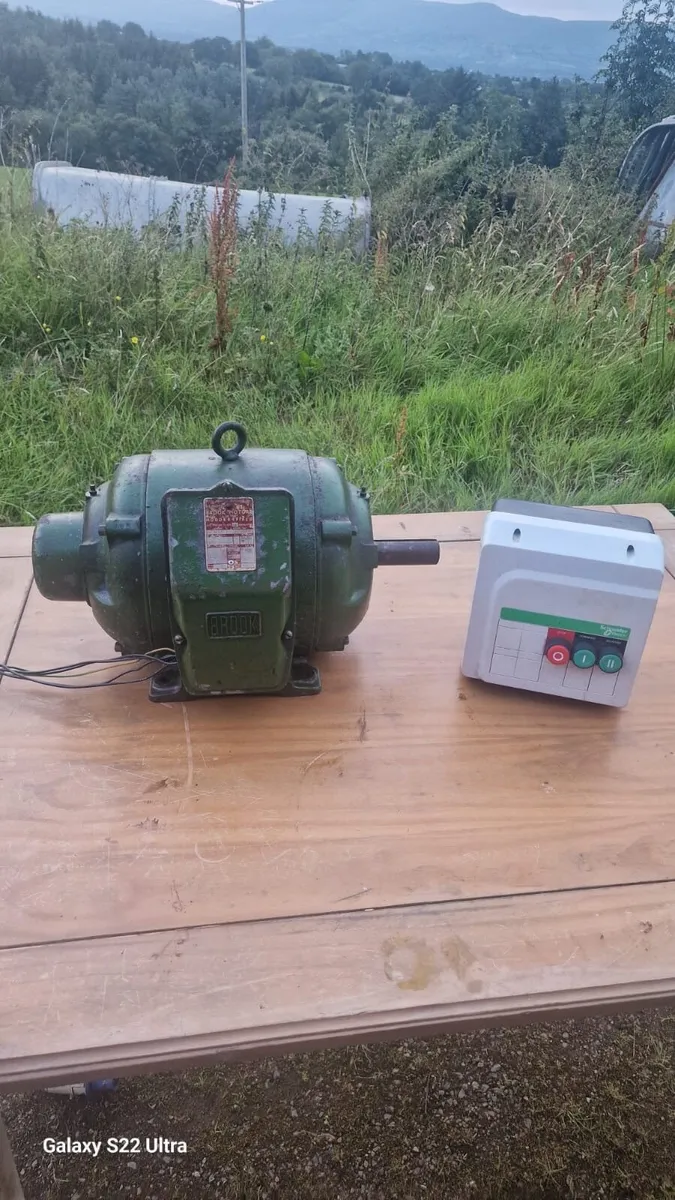 Electric motor and starter - Image 1