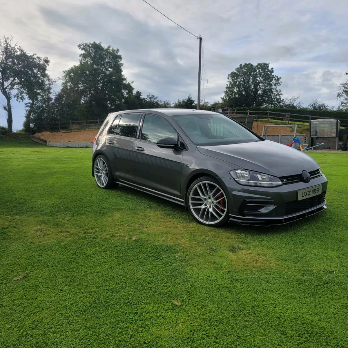 Golf 2.0tdi R Line - Image 1