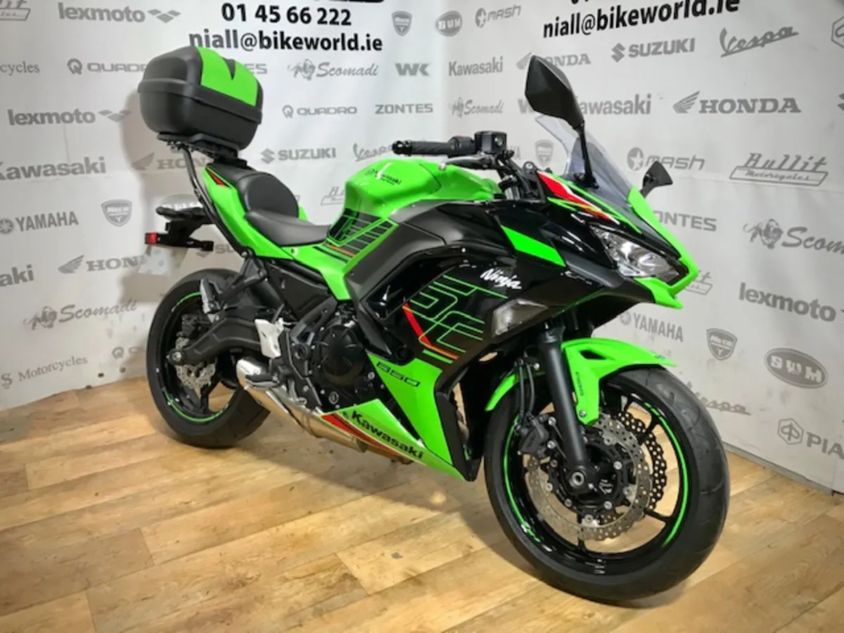 PRE-OWNED Kawasaki Ninja 650 2023 - Image 2