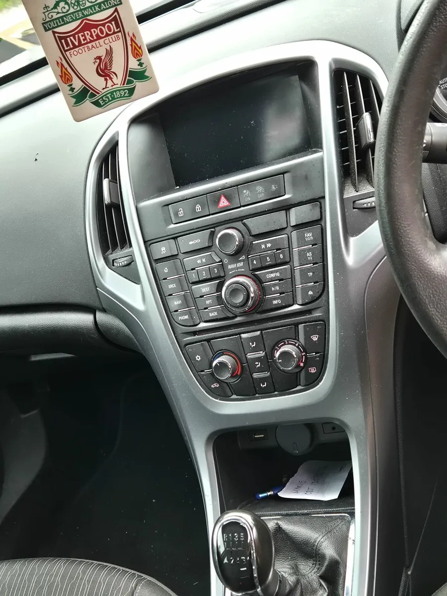 Opel Astra 2015 - Image 3