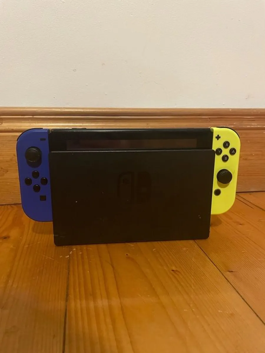 nintendo switch - Image 1