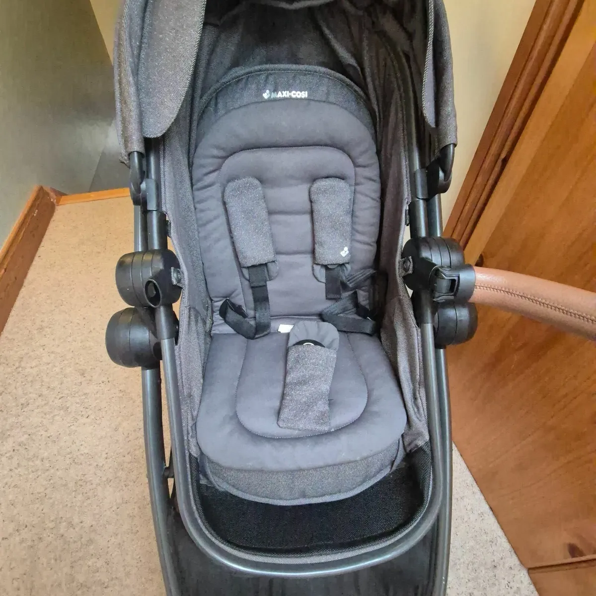 Maxi Cosy Buggy / Travel System - Image 4