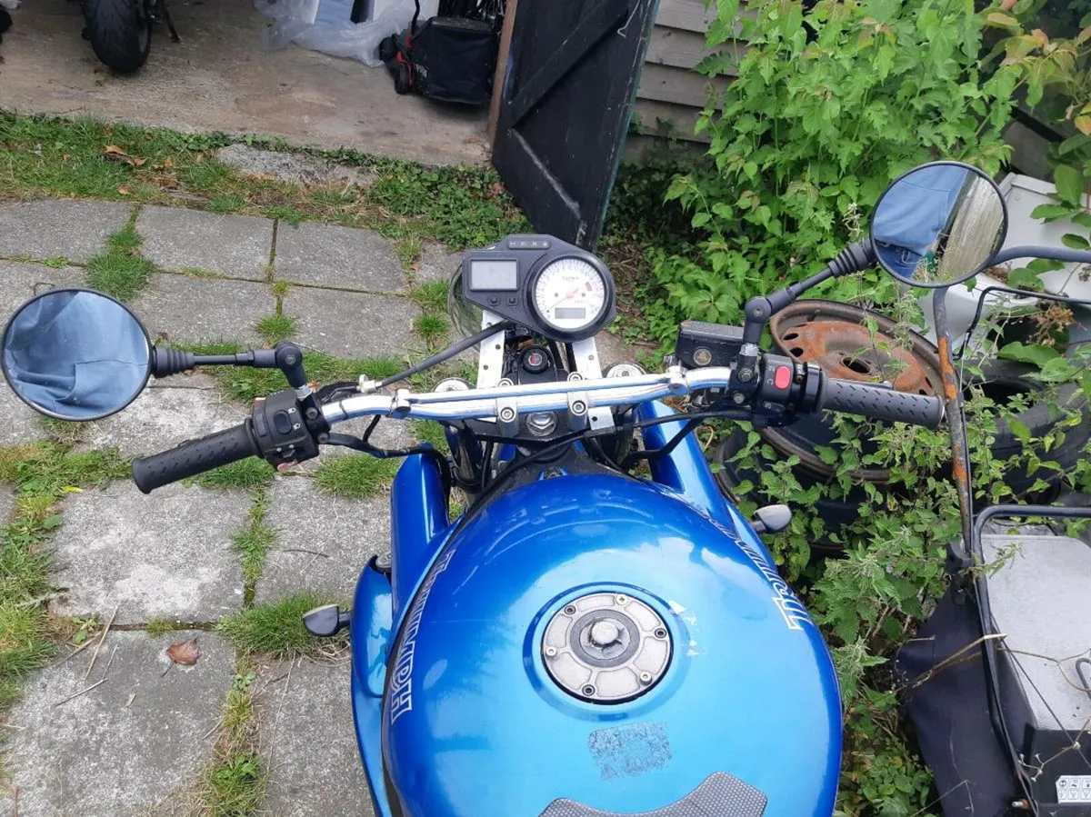 Triumph Speed Four 600cc - Image 3