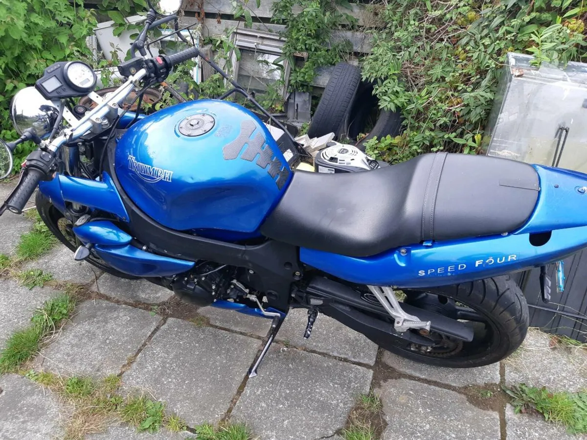 Triumph Speed Four 600cc - Image 4