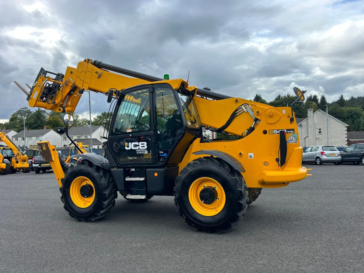 2025 JCB 540-170 Big Engine / 2Yr Warranty / AC - Image 2