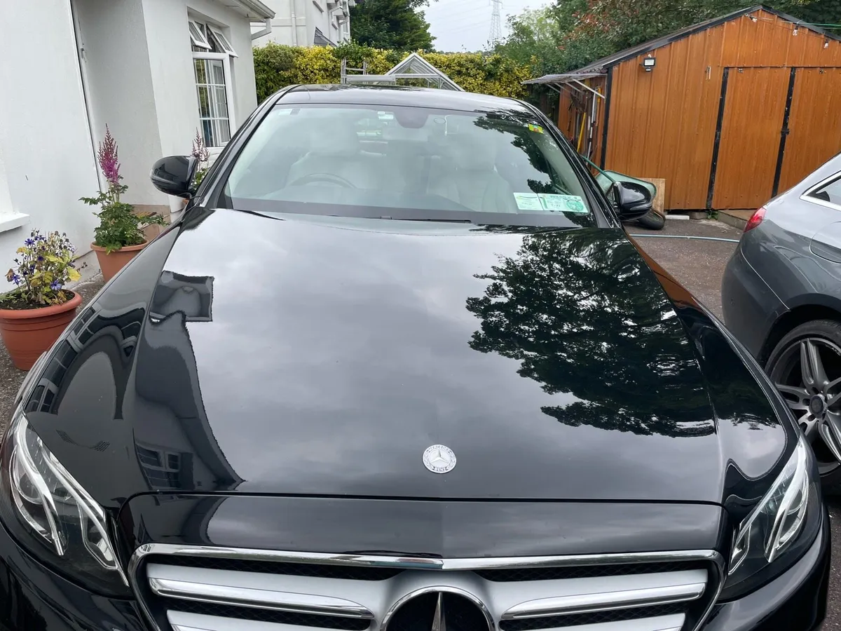 Mercedes E200 - Image 2