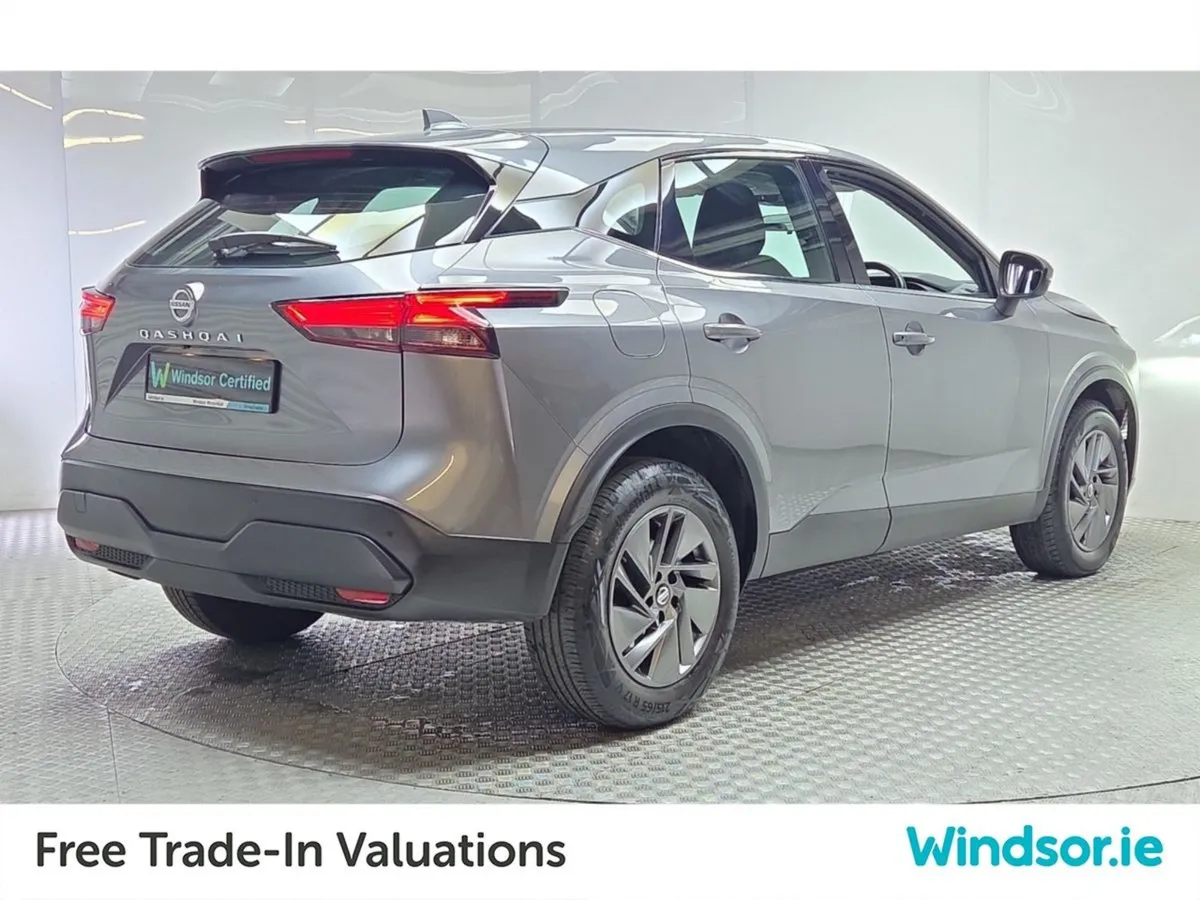 Nissan QASHQAI 1.3 PET Mild Hybrid SV - Image 3