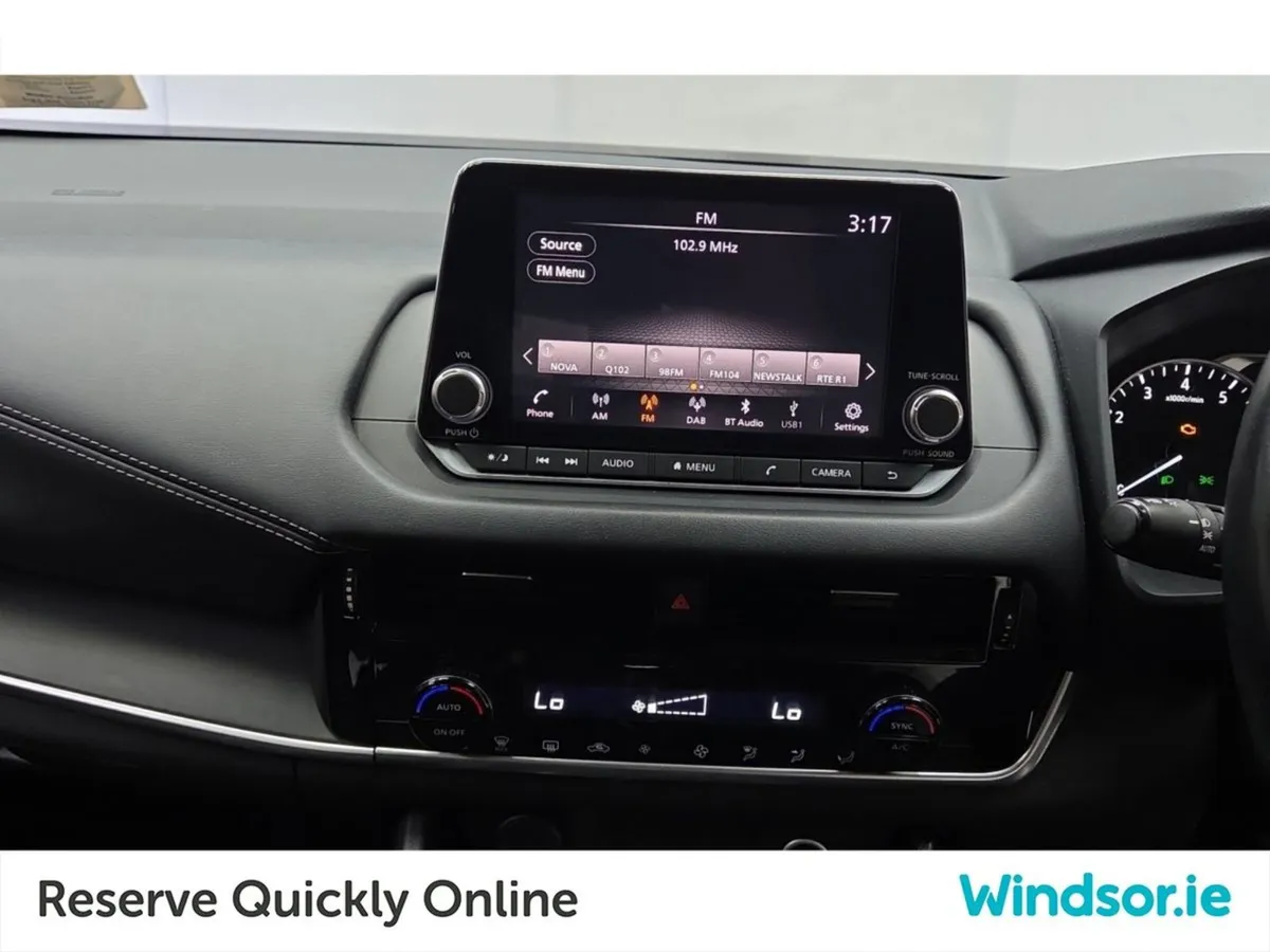 Nissan QASHQAI 1.3 PET Mild Hybrid SV - Image 4
