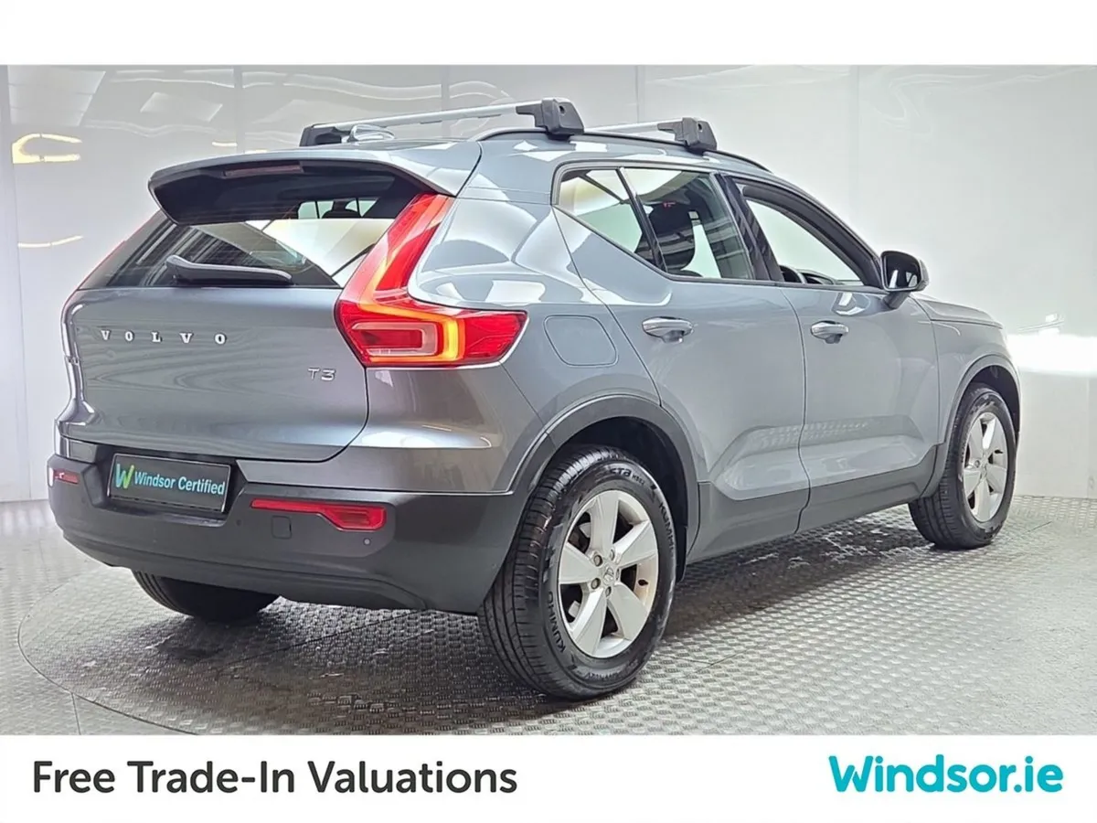 Volvo XC40 T3 FWD Manual 156 - Image 3