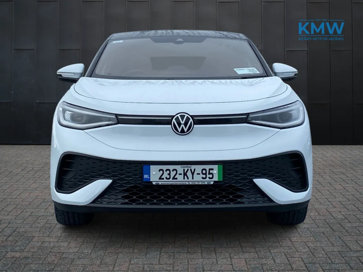 Volkswagen ID.5 Pro Business 777KWh 174BHP - Image 3