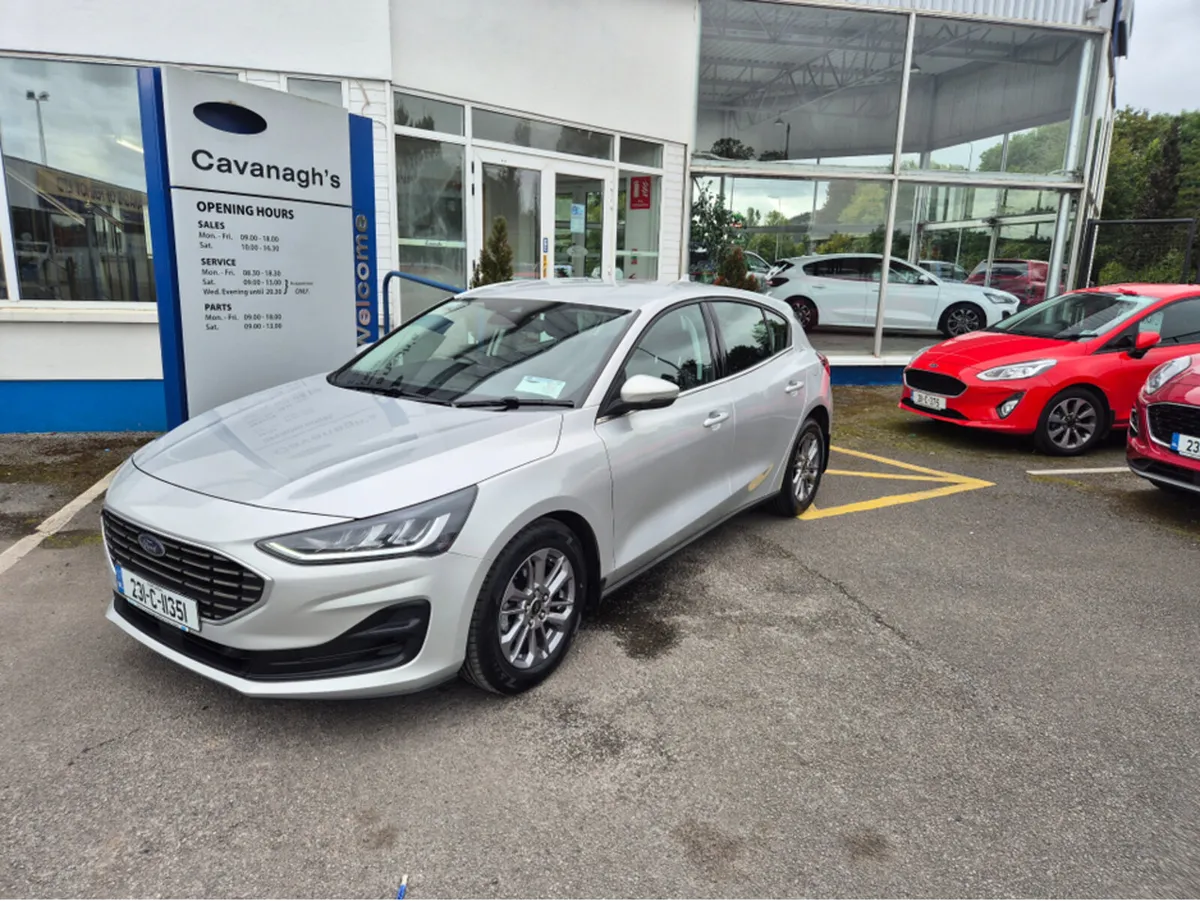 Ford Focus TITANIUM 1.0T 125 M6 4DR - Image 1