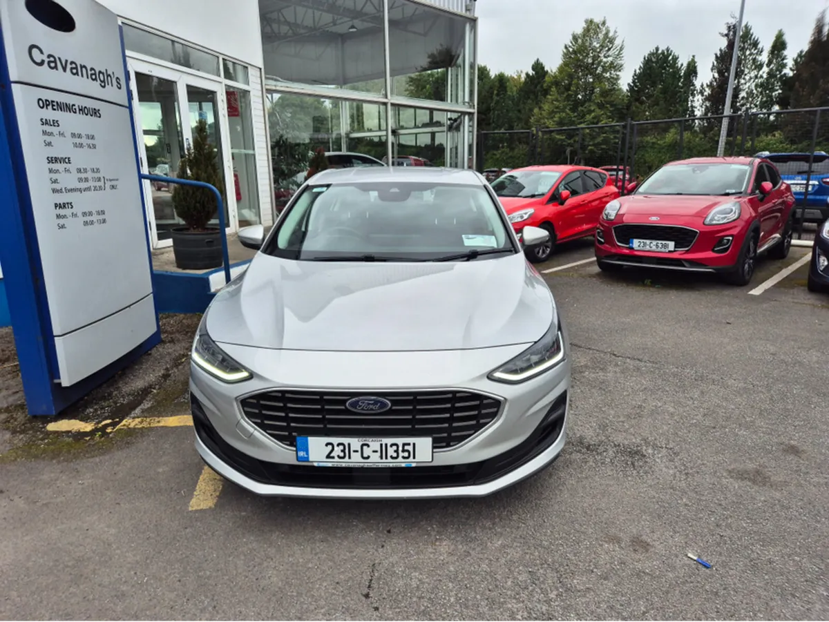 Ford Focus TITANIUM 1.0T 125 M6 4DR - Image 3
