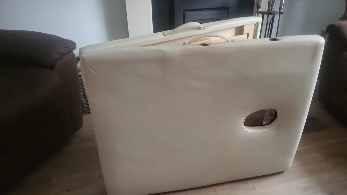 Massage bed used - Image 4