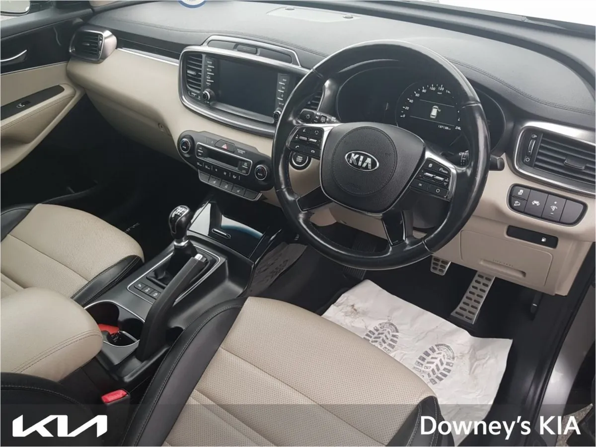 Kia Sorento K3 2.2 TD - Image 4
