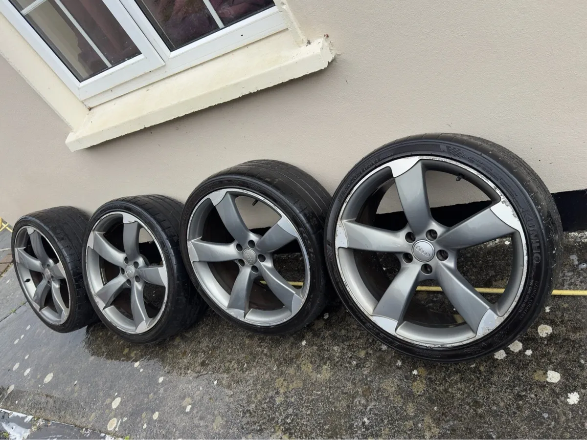 Genuine OEM TTRS 5x112 alloys - Image 2