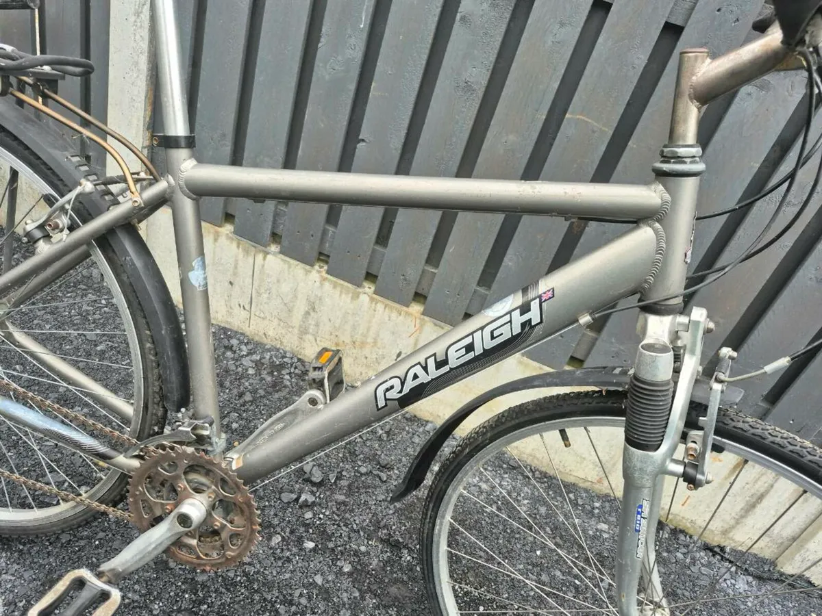Adults  Raleigh Pioneer bike 20 inch frame 
brakes - Image 3