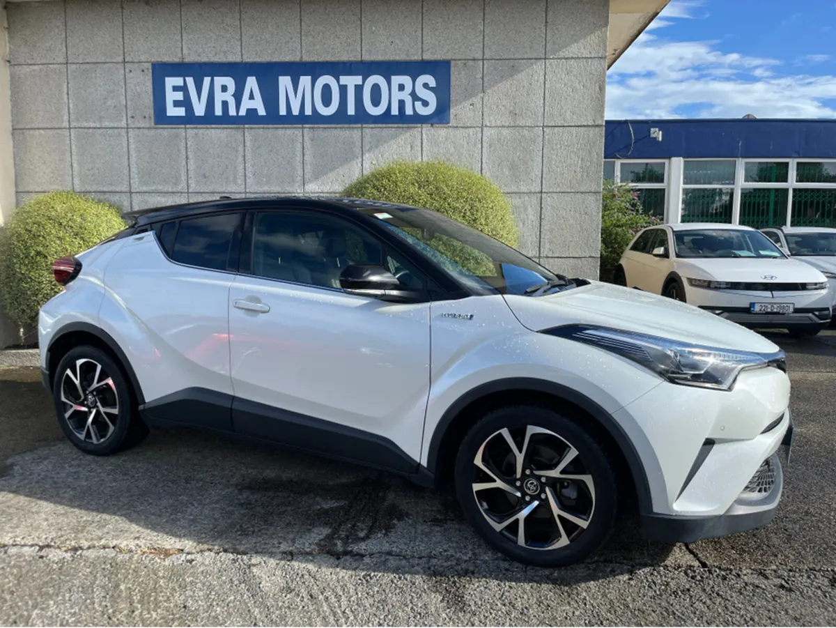 Toyota C-HR SOL AUTOMATIC 1.8 HYBRID PETROL //HIGH - Image 3