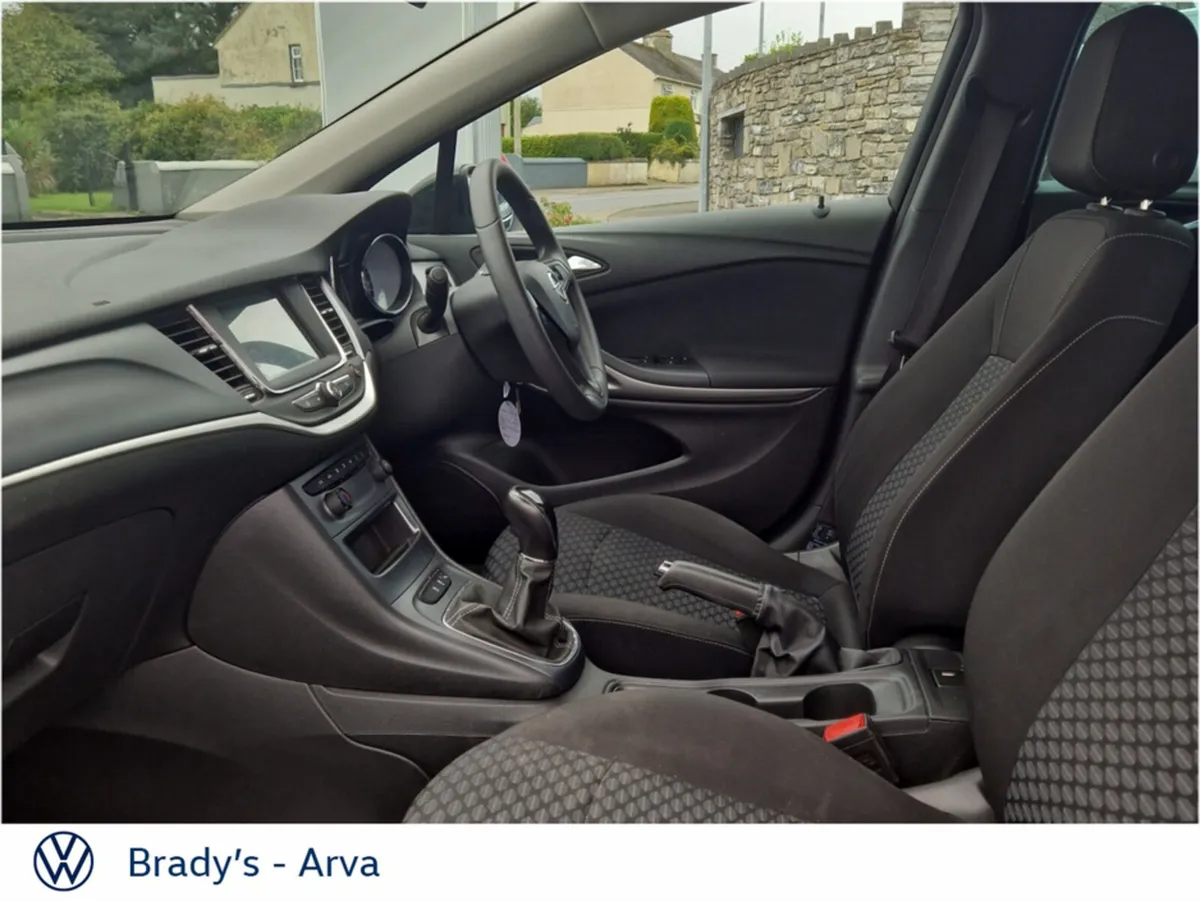 Opel Astra SC 1.6 CDTI 110PS 5DR - Image 3