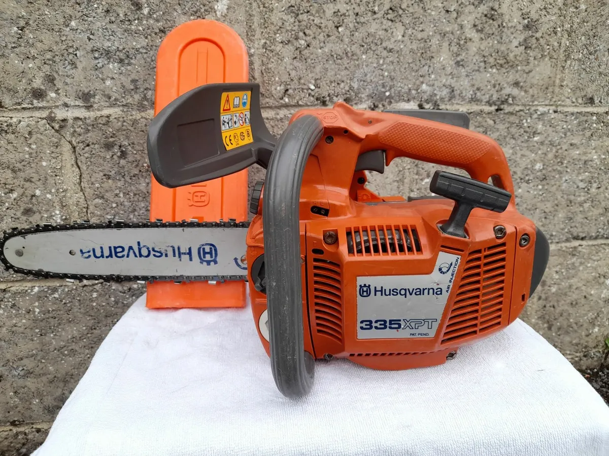 selling chainsaw - Image 1