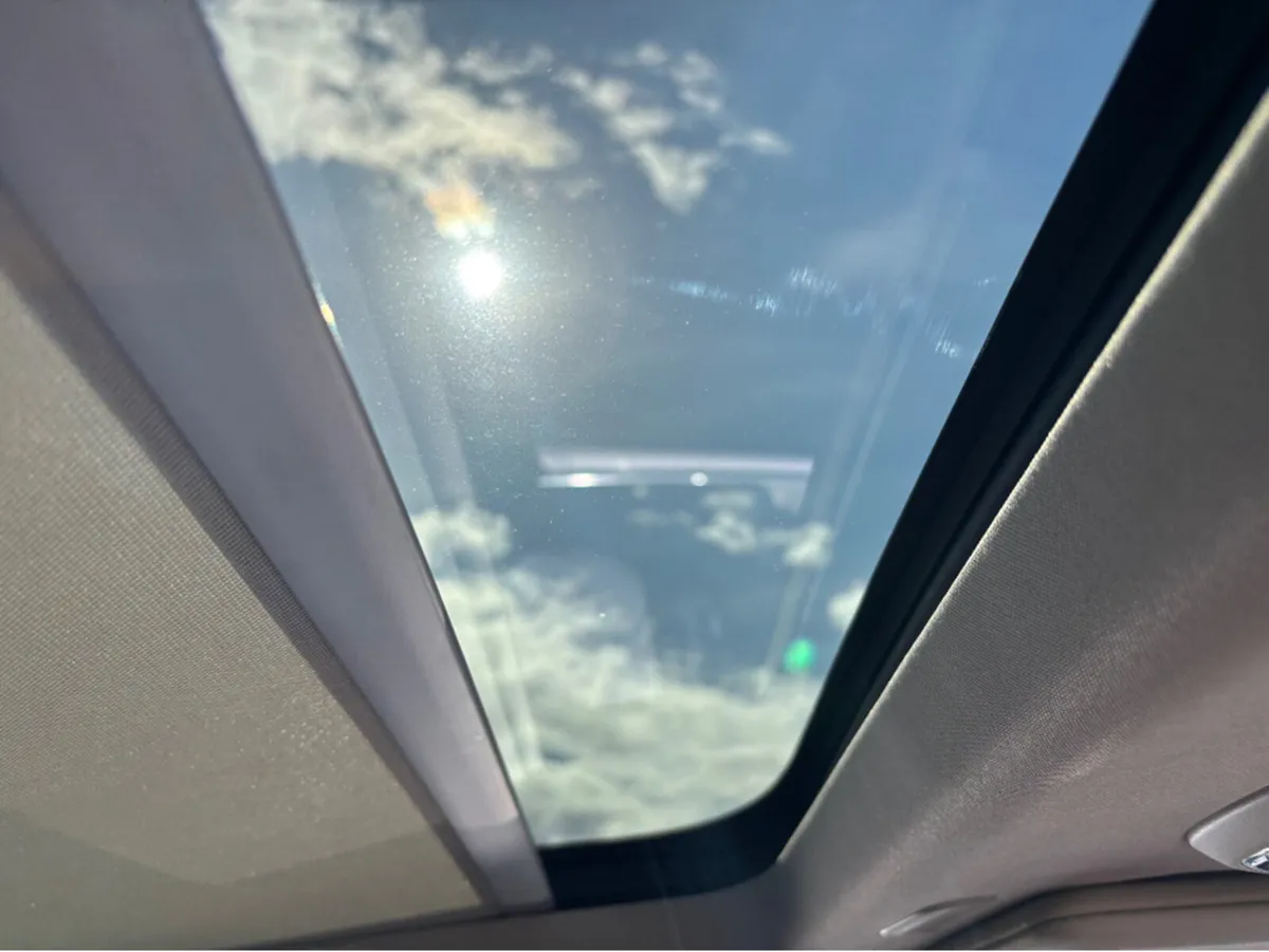 Volvo XC90 T8 PHEV INSCRIPTION EXP 5 5DR A - Image 2