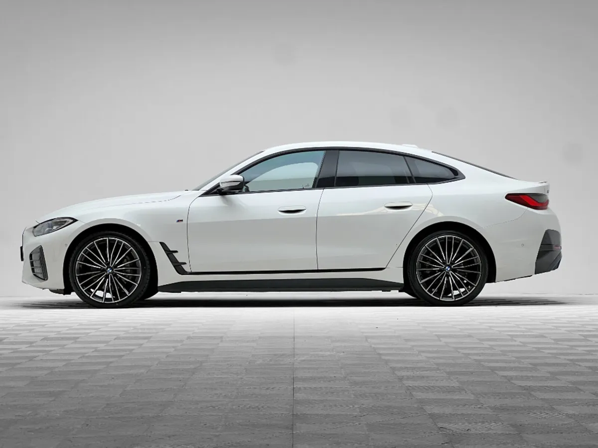 BMW i4 40 M SPORT EDRIVE - Image 4
