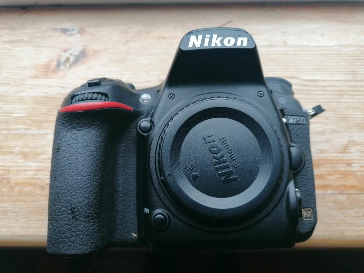D750 - Image 1