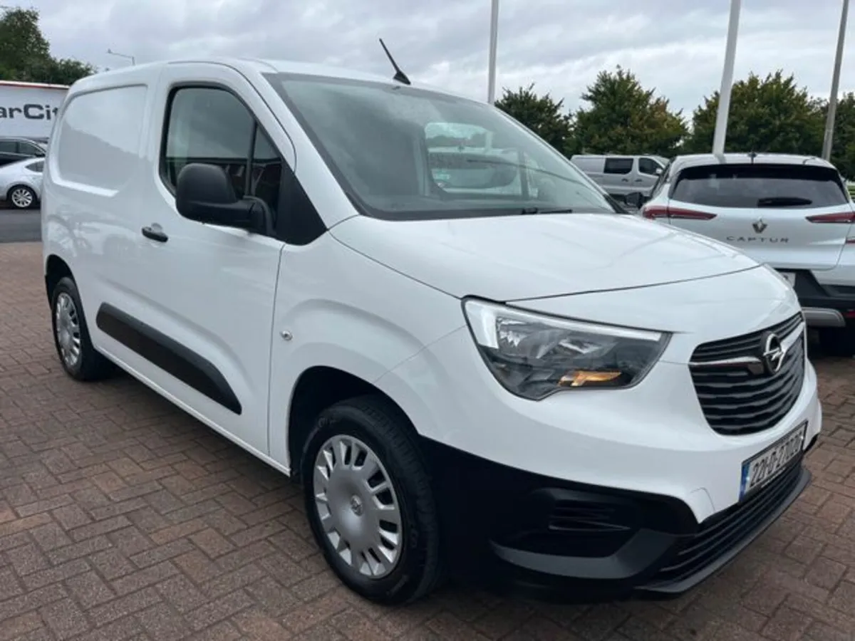 Opel Combo 1.5 diesel 3 SEATS Van - Image 1