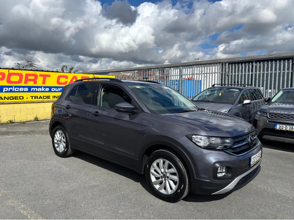 Volkswagen T-Cross LIFE 1.0 TSI M MANUAL 5SPEED 95 - Image 3