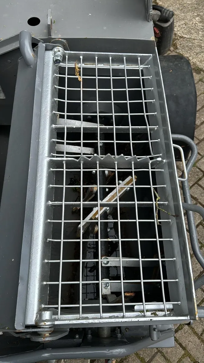 Sp11 diesel plastering machine - Image 3