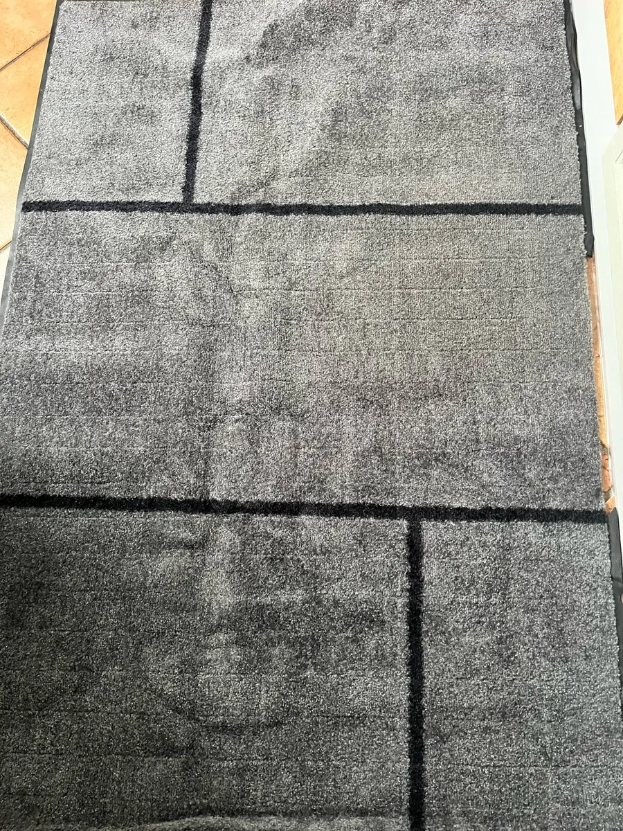 Rug for sale - Image 1