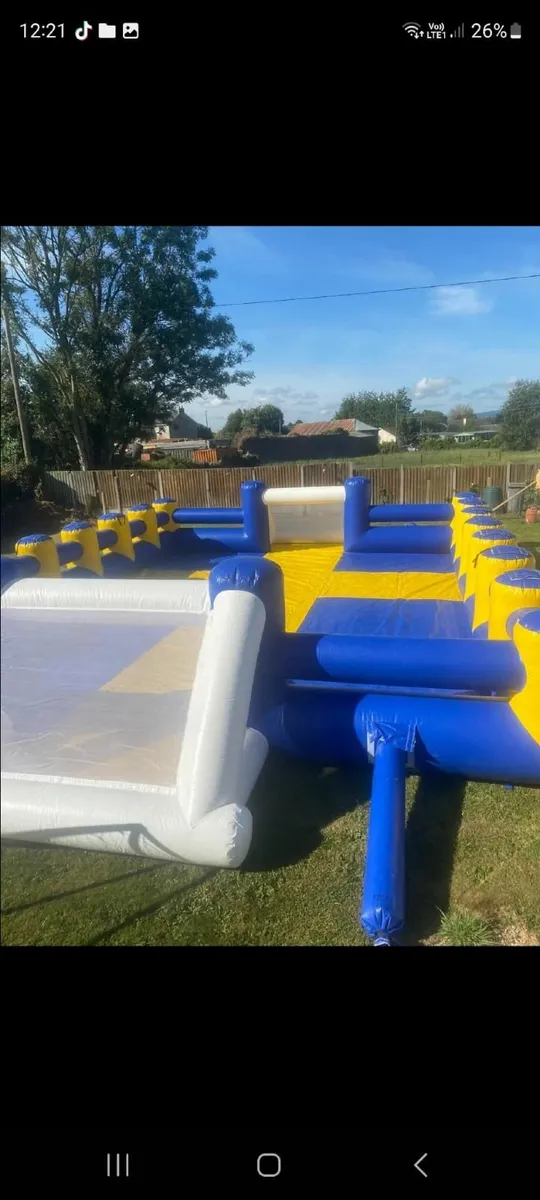 Bouncy castle - Image 3