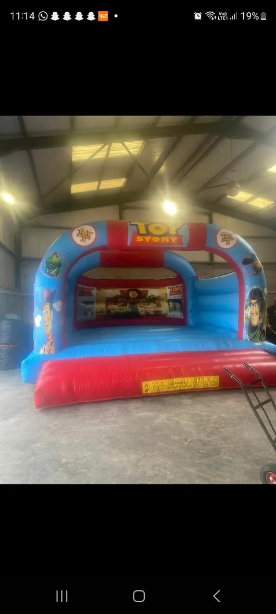 Bouncy castle - Image 4