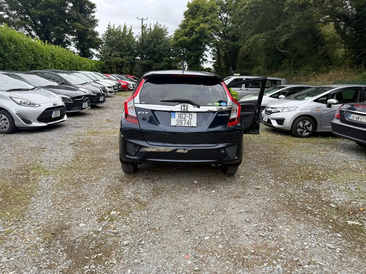 Honda fit 2016 - Image 3