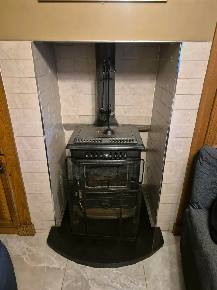 Kitchen stove - Image 4
